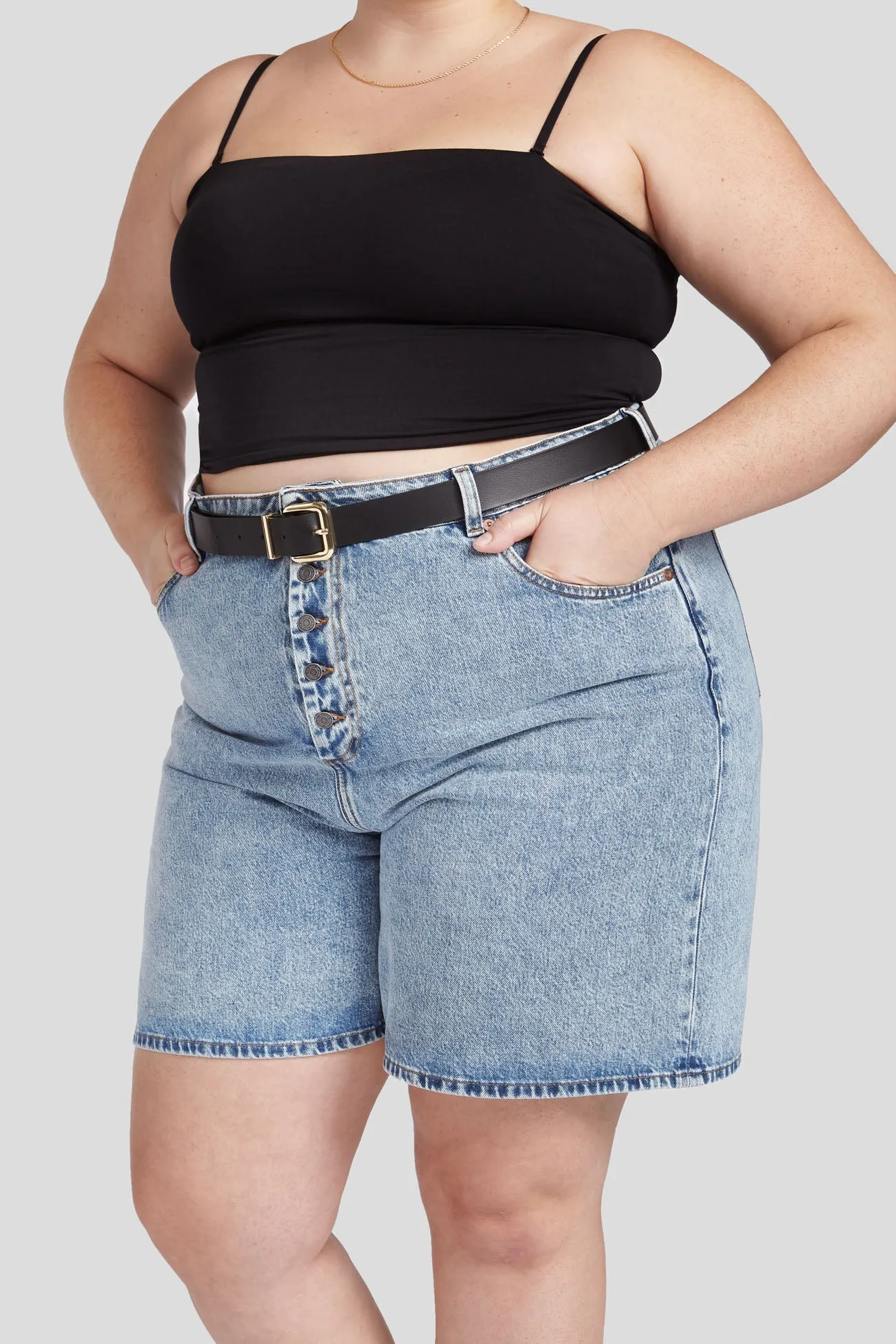 DECADE STUDIO - Bonnie shorts porto sold by Odeyalo product image thumbnail 2