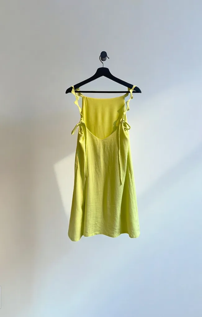 ESSER - Yellow dress sold by Odeyalo