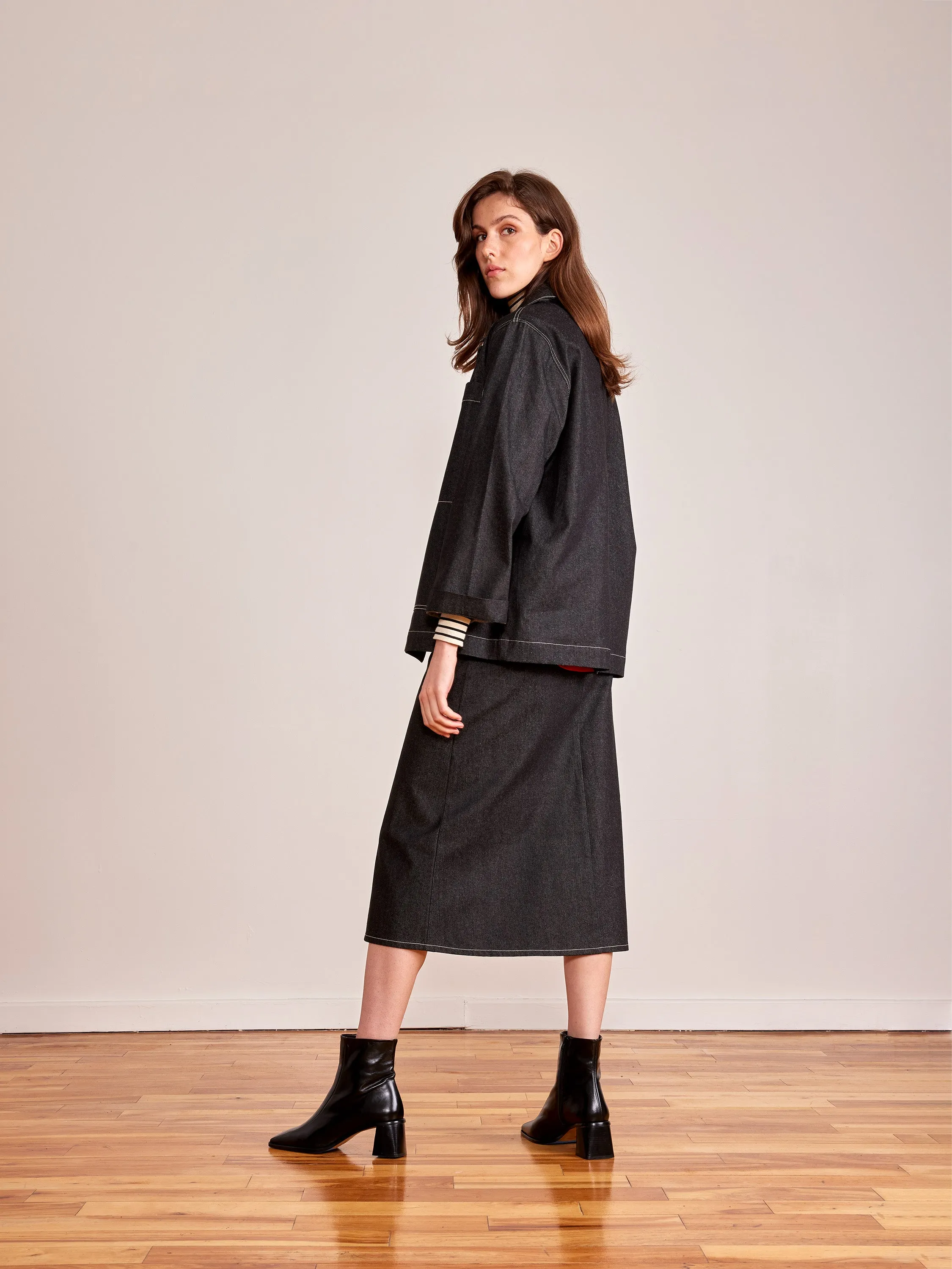 FUGAZZI black denim jacket sold by Odeyalo product image thumbnail 4