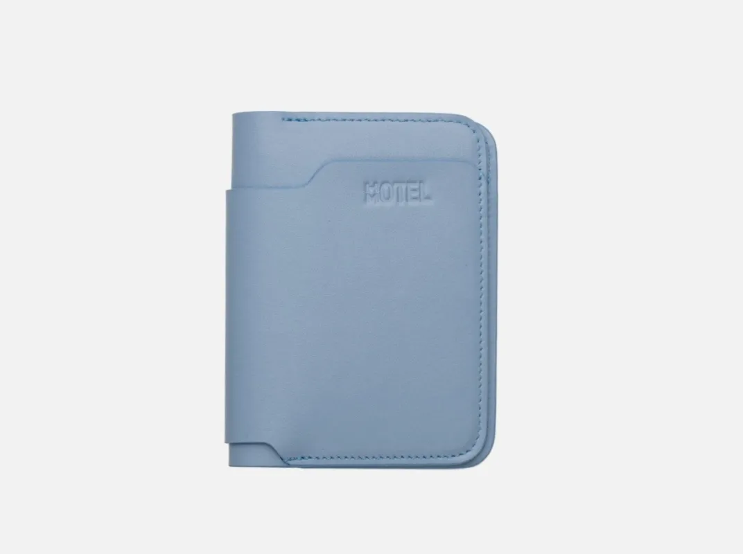 HOTELMOTEL - Traveler sold by Odeyalo