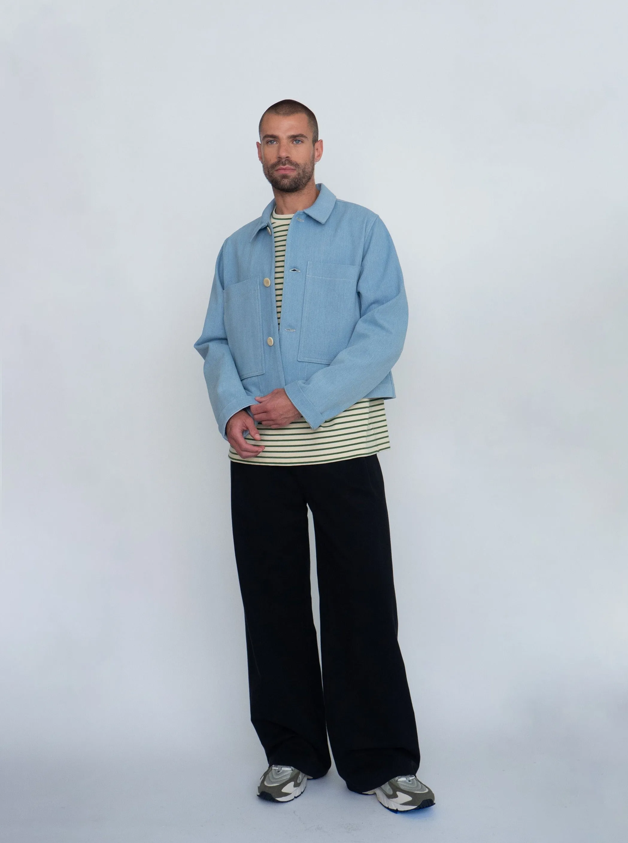 KAVIAR black trousers sold by Odeyalo product image thumbnail 5