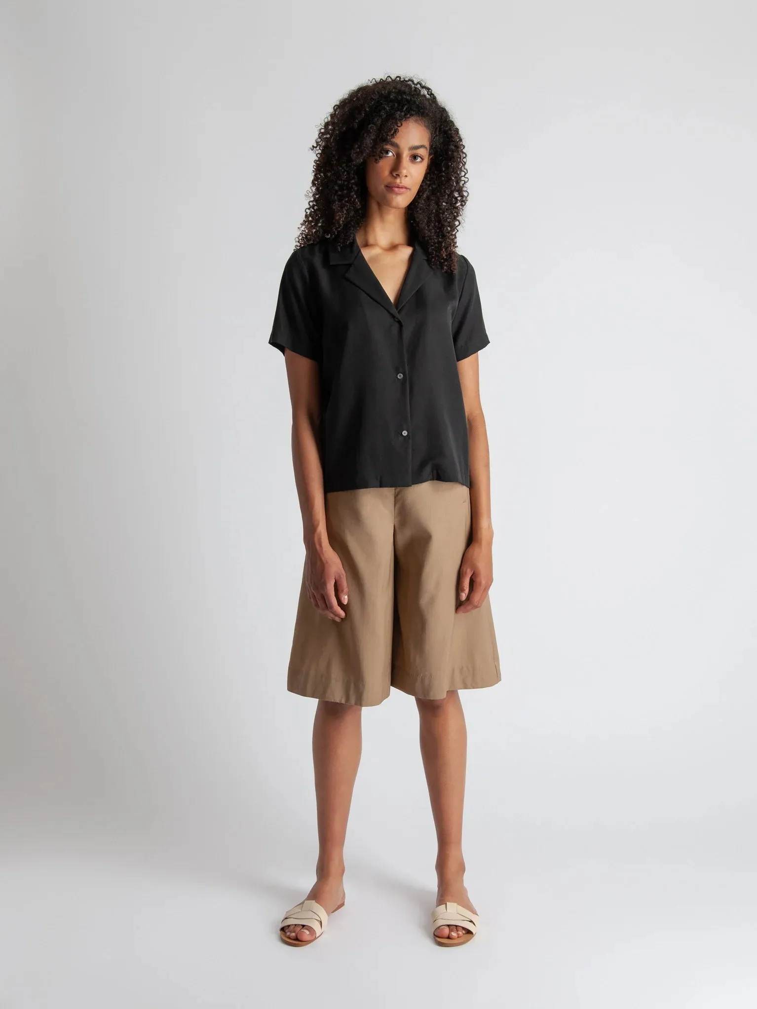 LÉPIDOPTÈRE - Bertille Blouse black sold by Odeyalo product image thumbnail 2