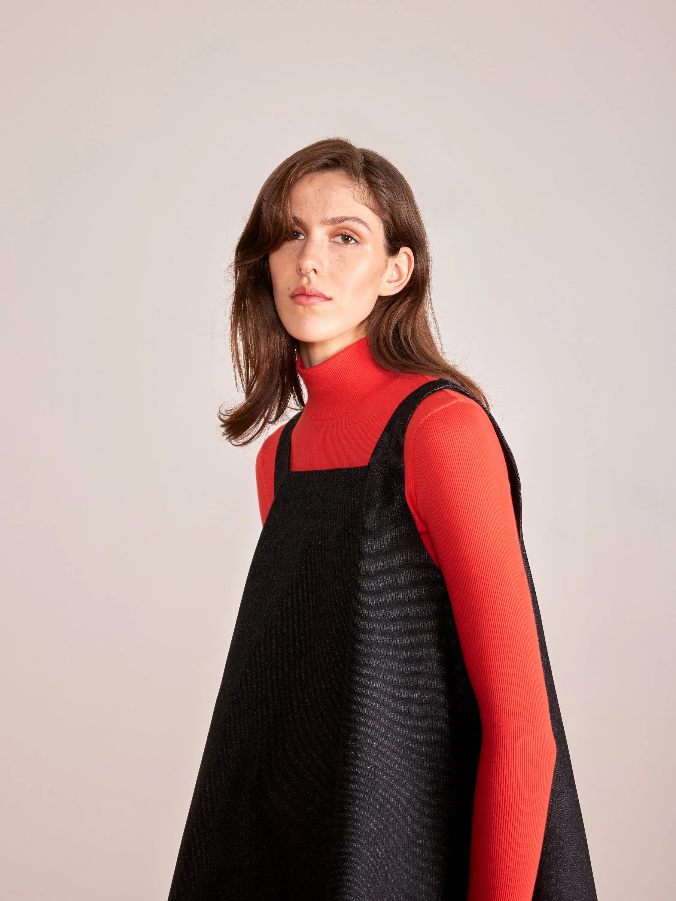NILI black denim dress sold by Odeyalo product image thumbnail 2