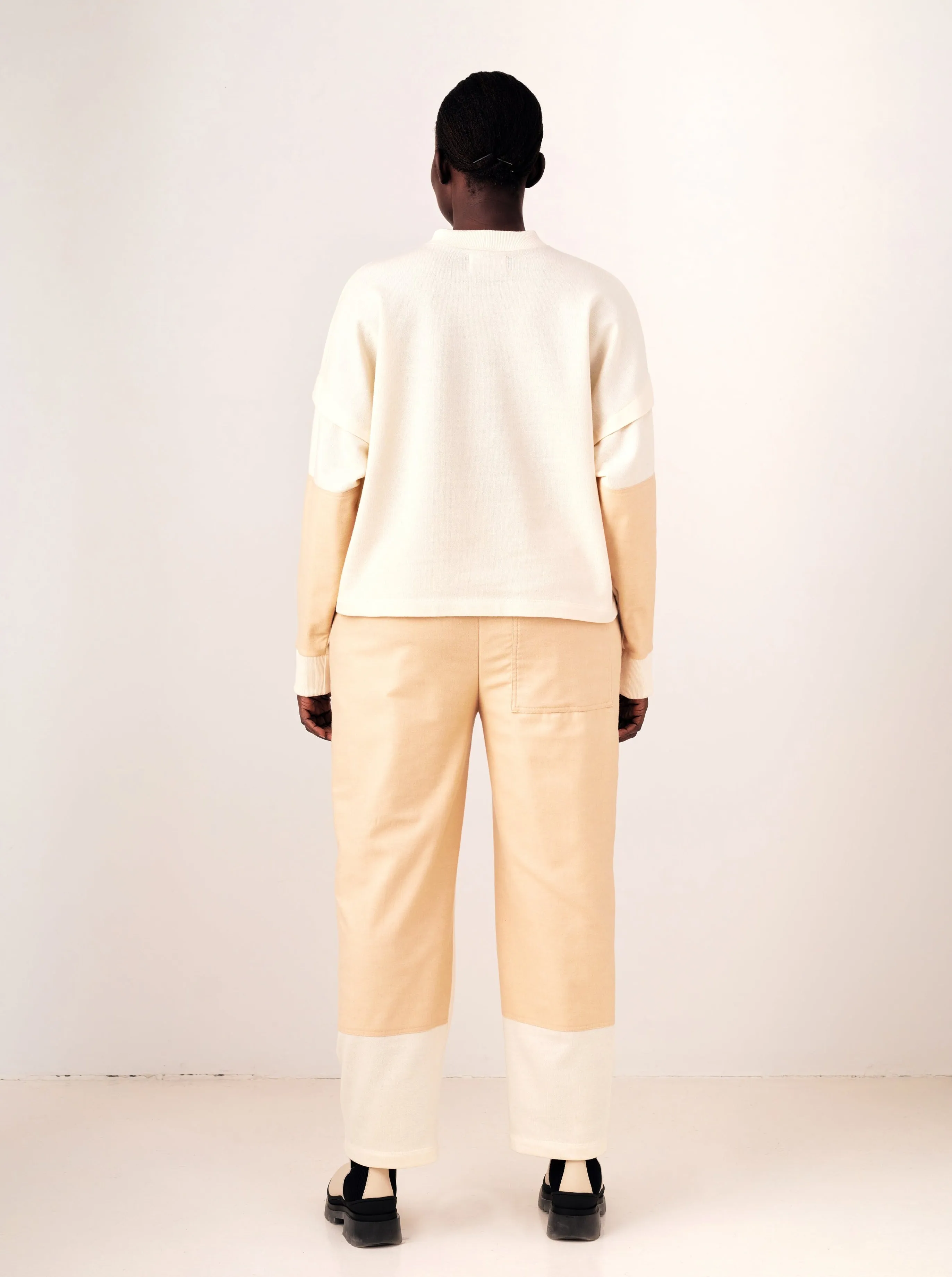 OKINI beige pant sold by Odeyalo product image thumbnail 2