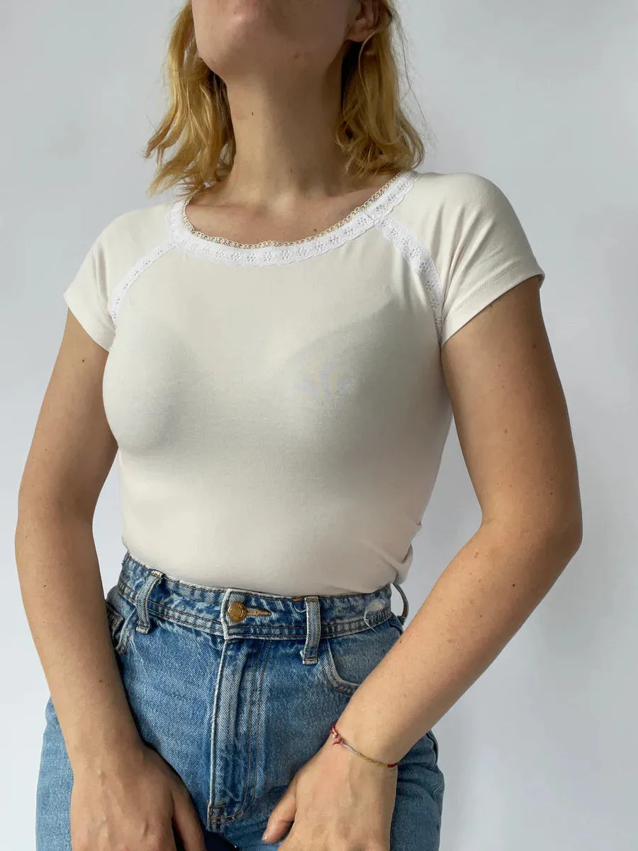 RIGHTFUL OWNER - Girl next door T-shirt in cream sold by Odeyalo