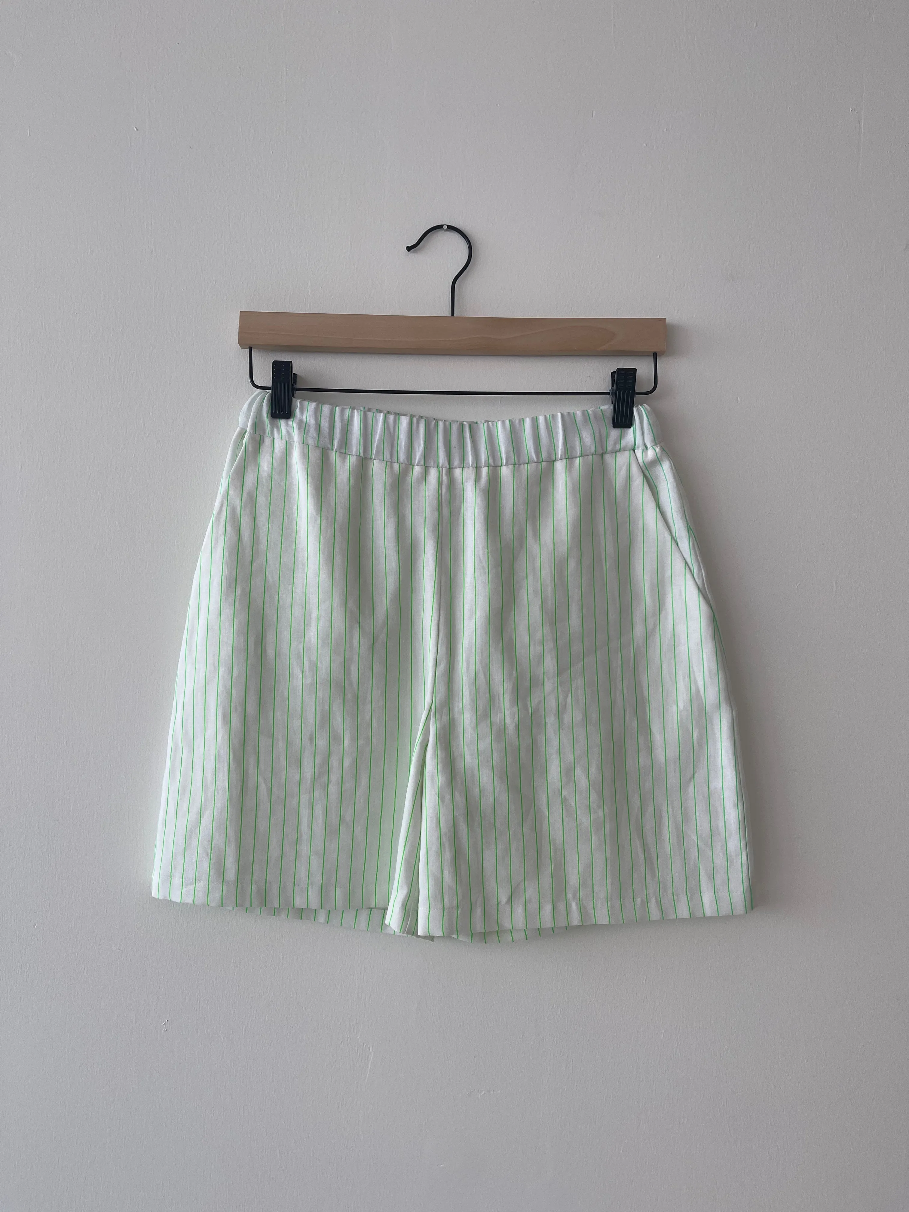 SAMPLE - MANDY neon green stripes bermuda - XS sold by Odeyalo product image thumbnail 4