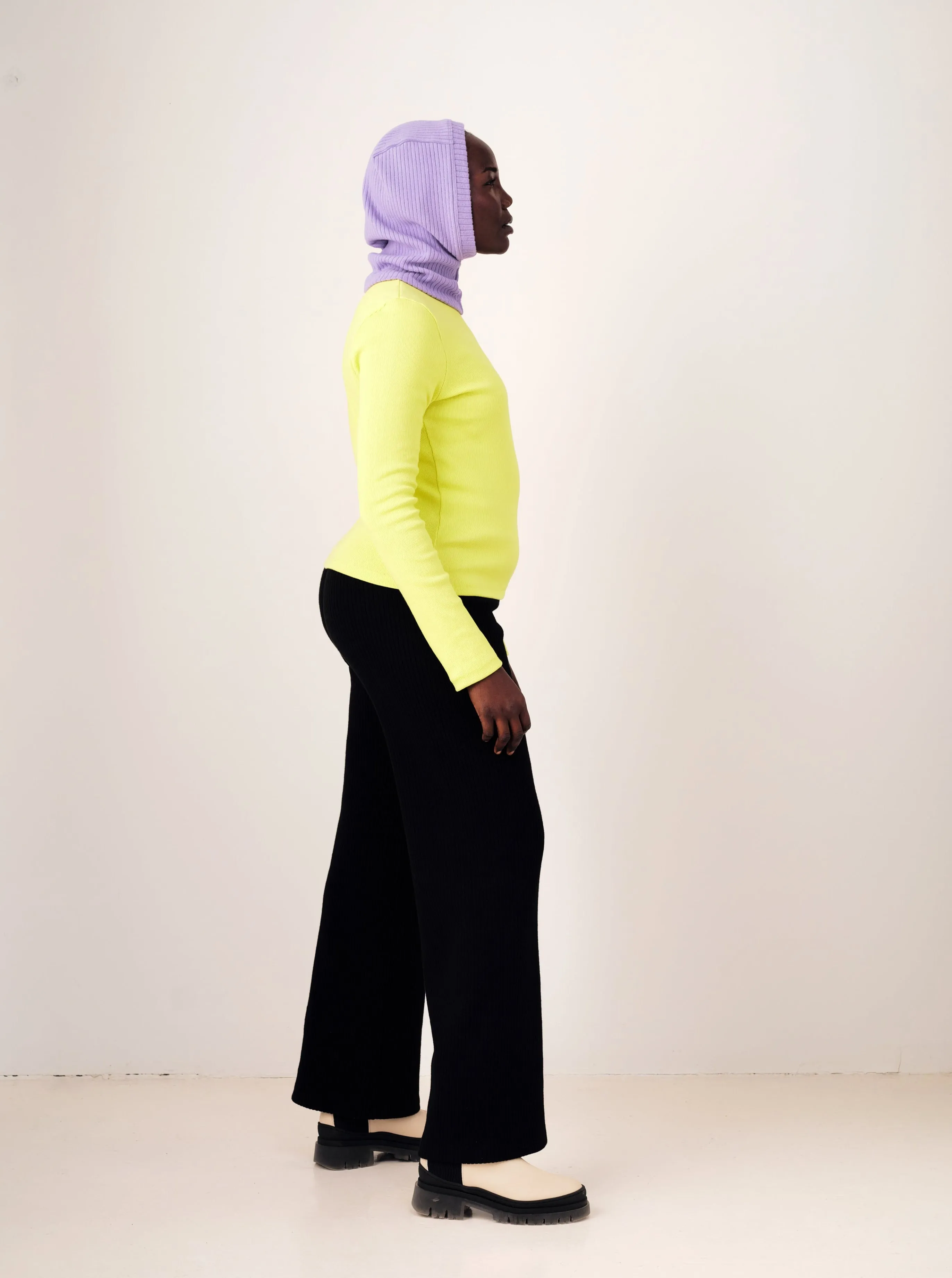 STELLAR black rib pant sold by Odeyalo product image thumbnail 2