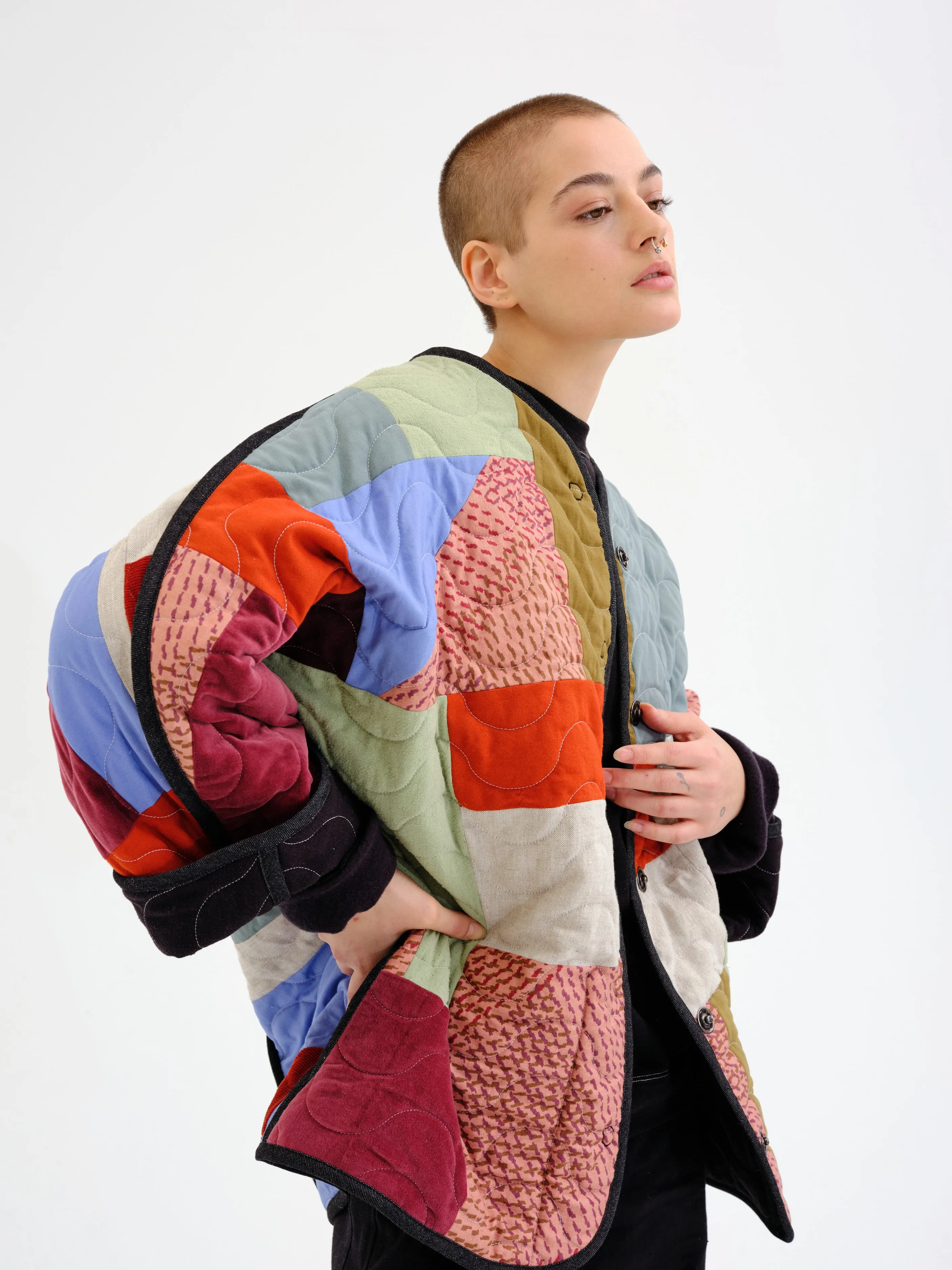 The short coat sold by Odeyalo product image thumbnail 2