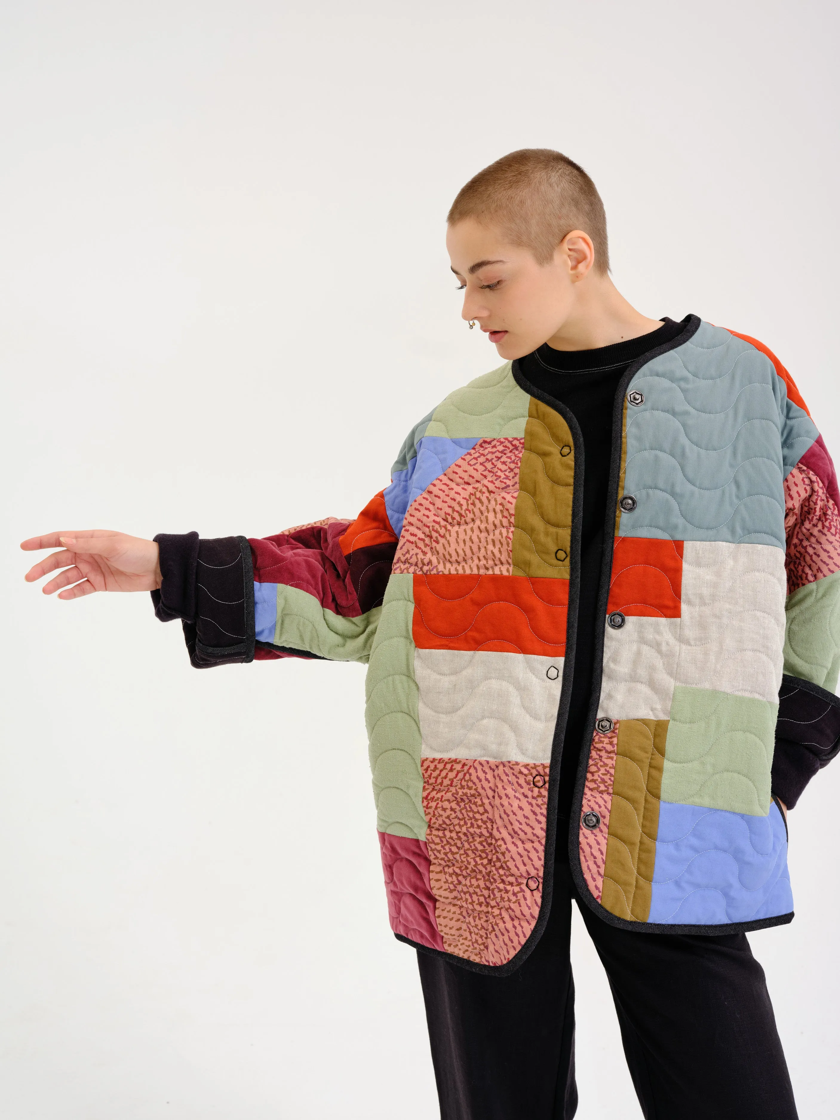 The short coat sold by Odeyalo