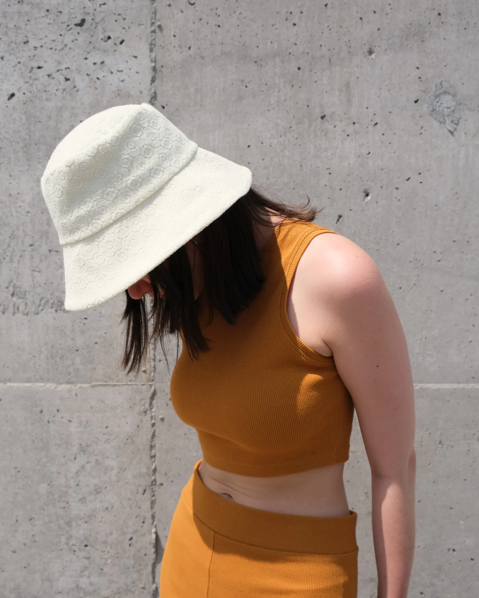 TINCSET cumin bodycon top sold by Odeyalo product image thumbnail 2