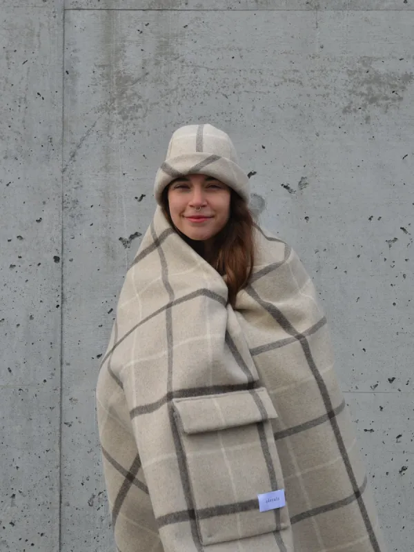 TONI plaid blanket made by Odeyalo