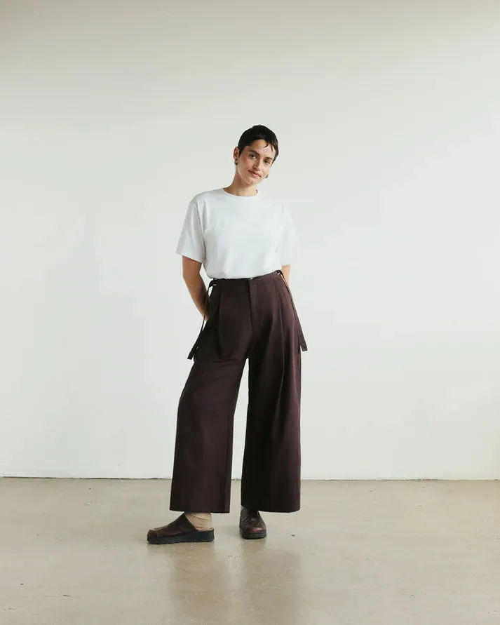 VERI - Dario Trousers Espresso sold by Odeyalo product image thumbnail 4