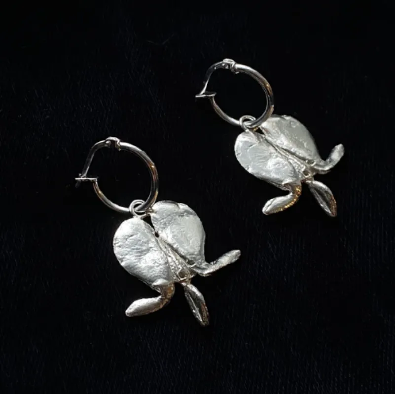 BILAK - Bleeding Heart - earrings sold by Odeyalo