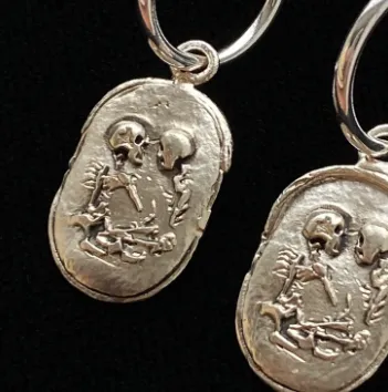 BILAK - Skeleton Lovers - earrings sold by Odeyalo product image thumbnail 2