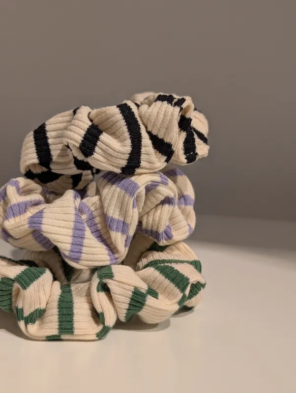 Scrunchies - 3 colors sold by Odeyalo