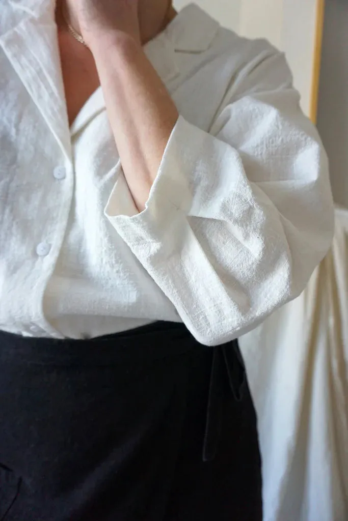 URSA MINOR - Daphne Blouse - white sold by Odeyalo product image thumbnail 3