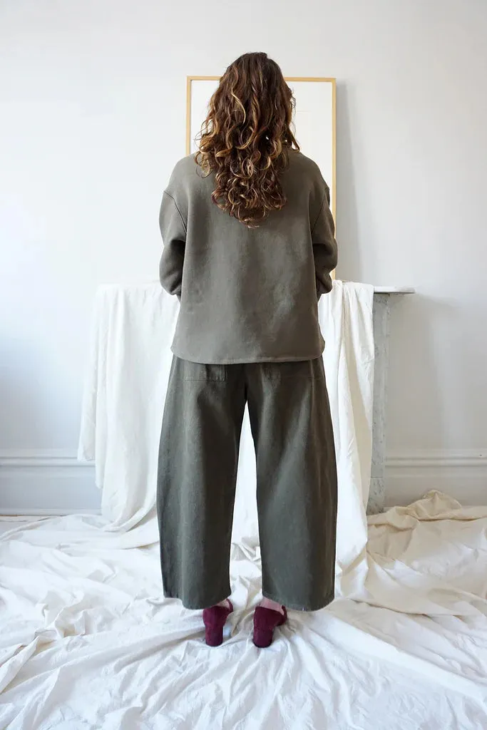 URSA MINOR - Leona Sweatshirt - olive sold by Odeyalo product image thumbnail 2