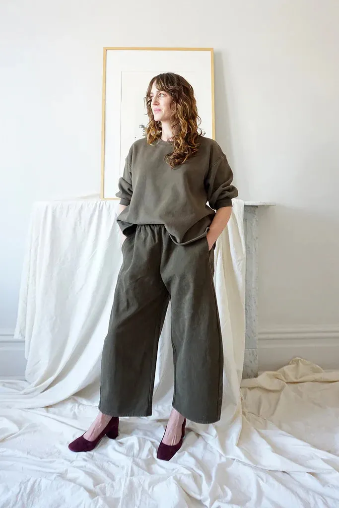 URSA MINOR - Leona Sweatshirt - olive sold by Odeyalo product image thumbnail 3