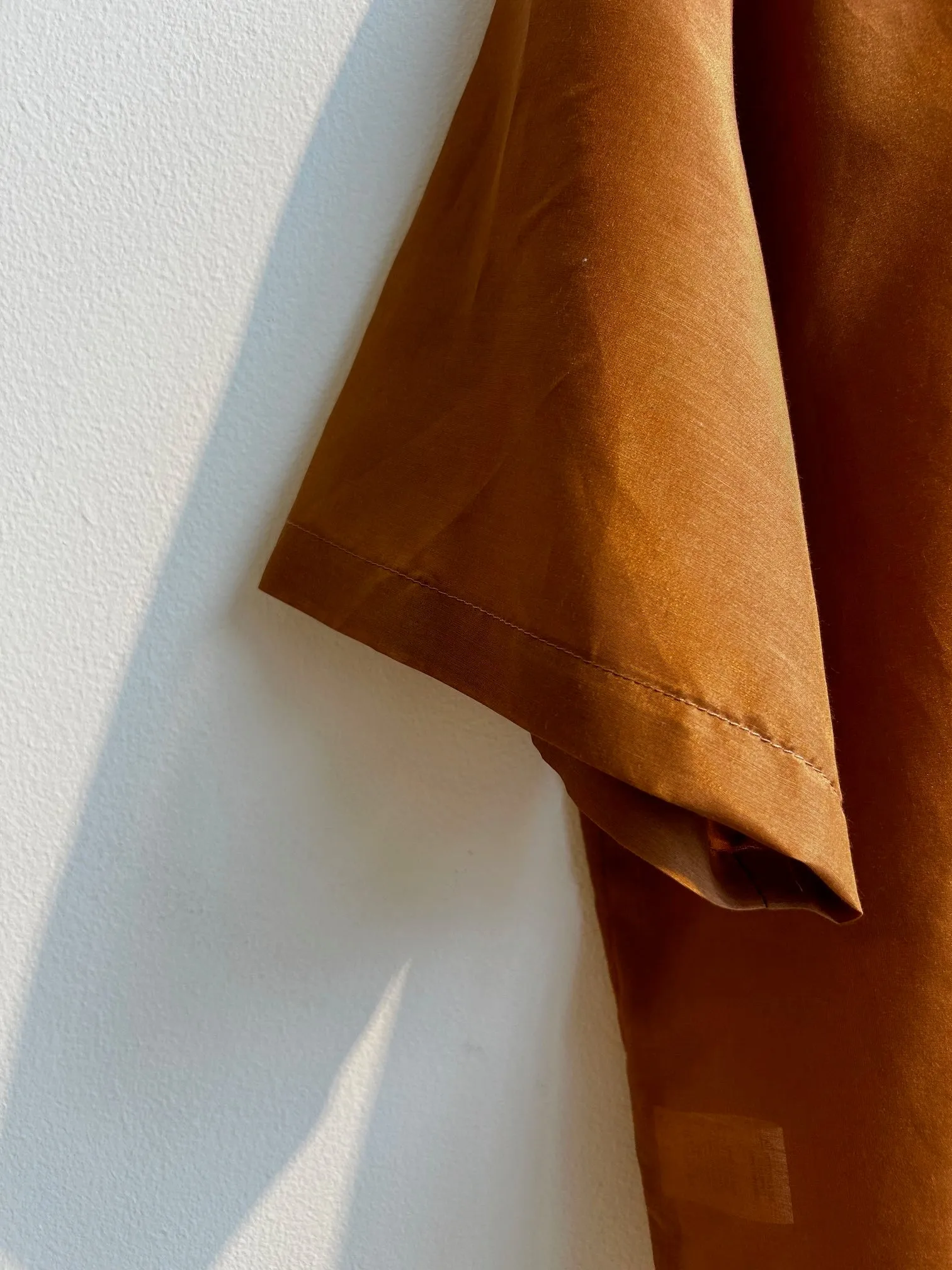 TACHIDO rust blouse sold by Odeyalo product image thumbnail 4
