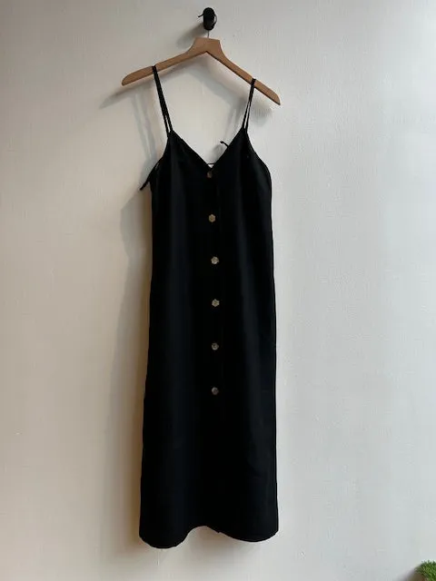 ANNETTE black linen dress sold by Odeyalo product image thumbnail 3