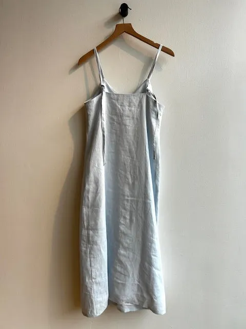 ANNETTE light blue linen dress sold by Odeyalo product image thumbnail 4