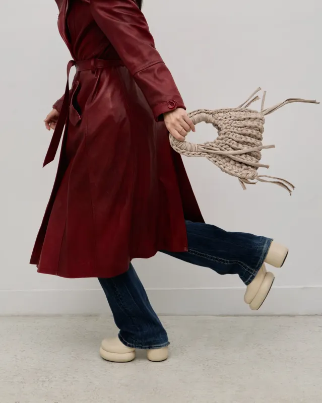 LOOSENDS - The DUSK Handbag made by Odeyalo