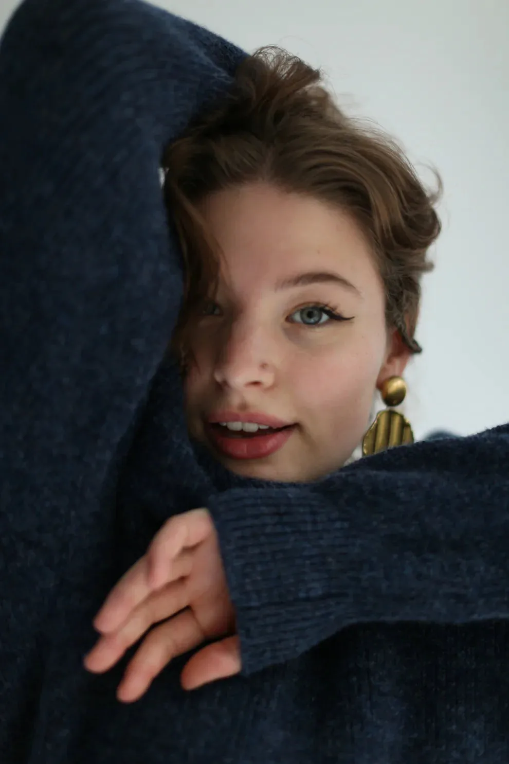 BELACARO- Crewneck Sweater sold by Odeyalo product image thumbnail 2