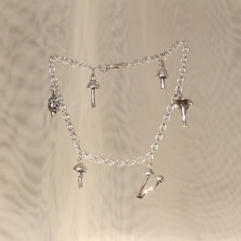 BILAK -  Myceli bracelet sold by Odeyalo