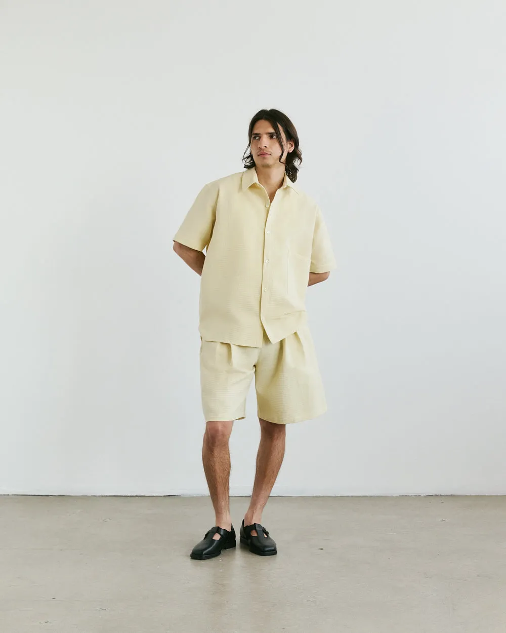 VERI - Tino Bermuda Shorts - Butter sold by Odeyalo product image thumbnail 4