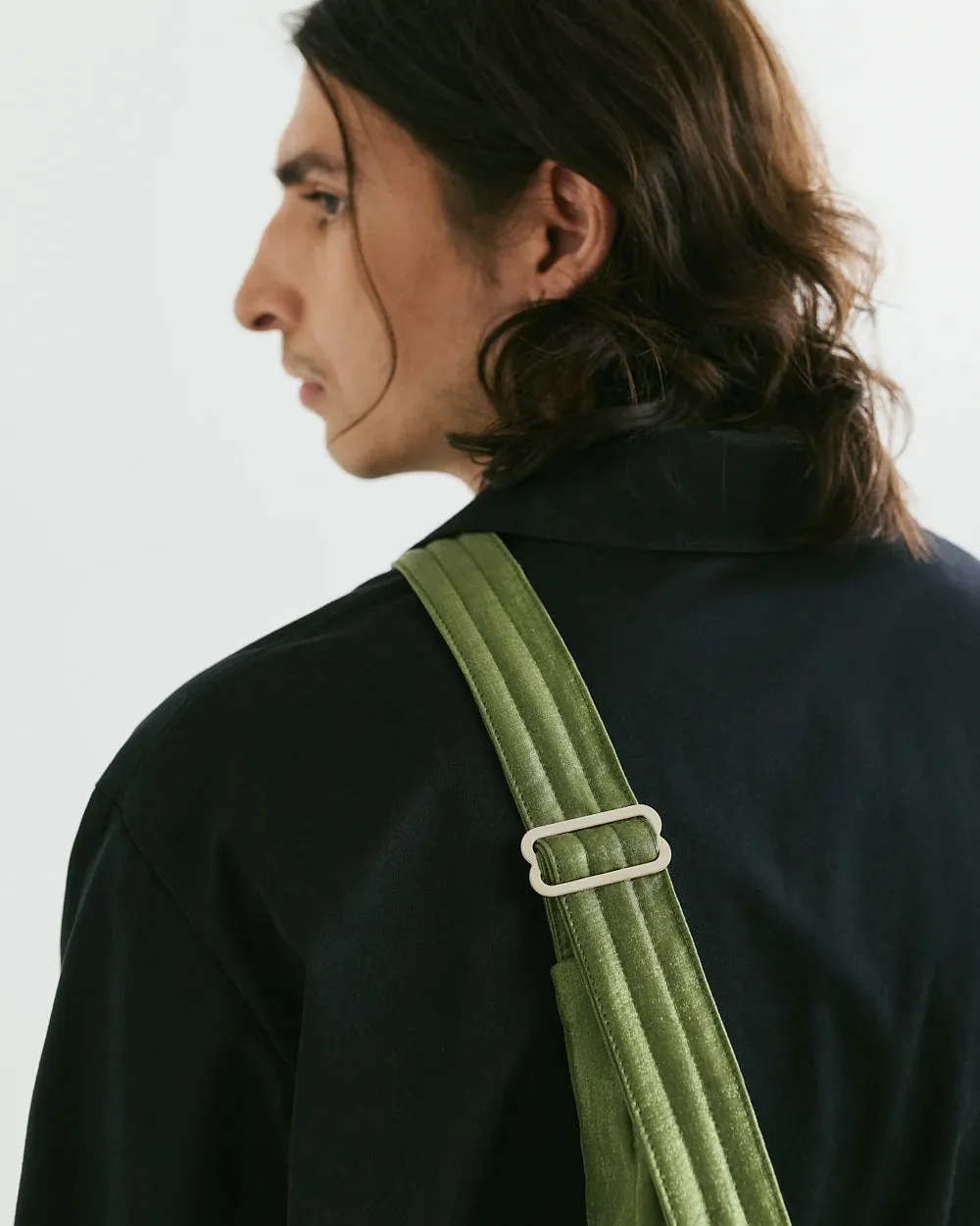 VERI - Orion Crossbody Bag sold by Odeyalo product image thumbnail 4