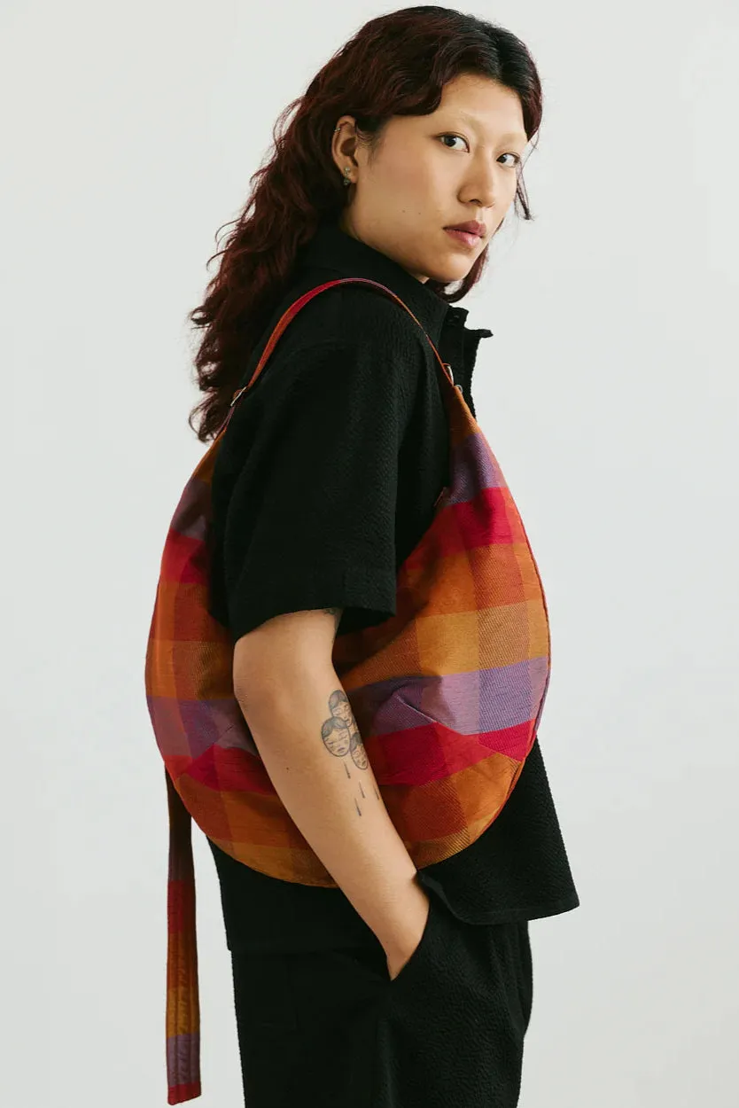 VERI - Orion Crossbody Bag sold by Odeyalo product image thumbnail 2