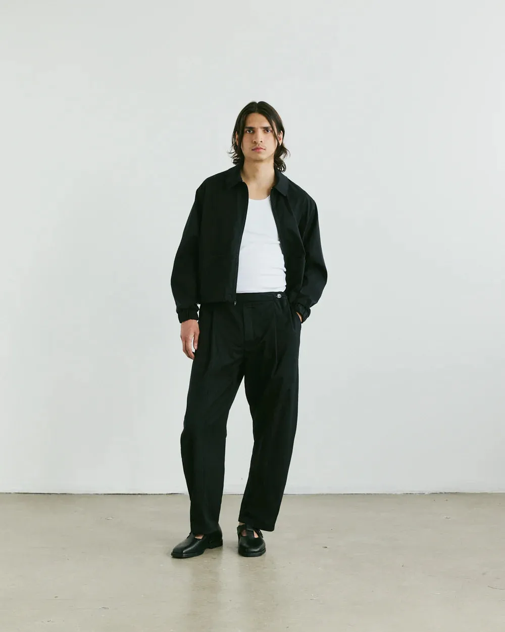 VERI - Sunny Curved Trousers - Black sold by Odeyalo