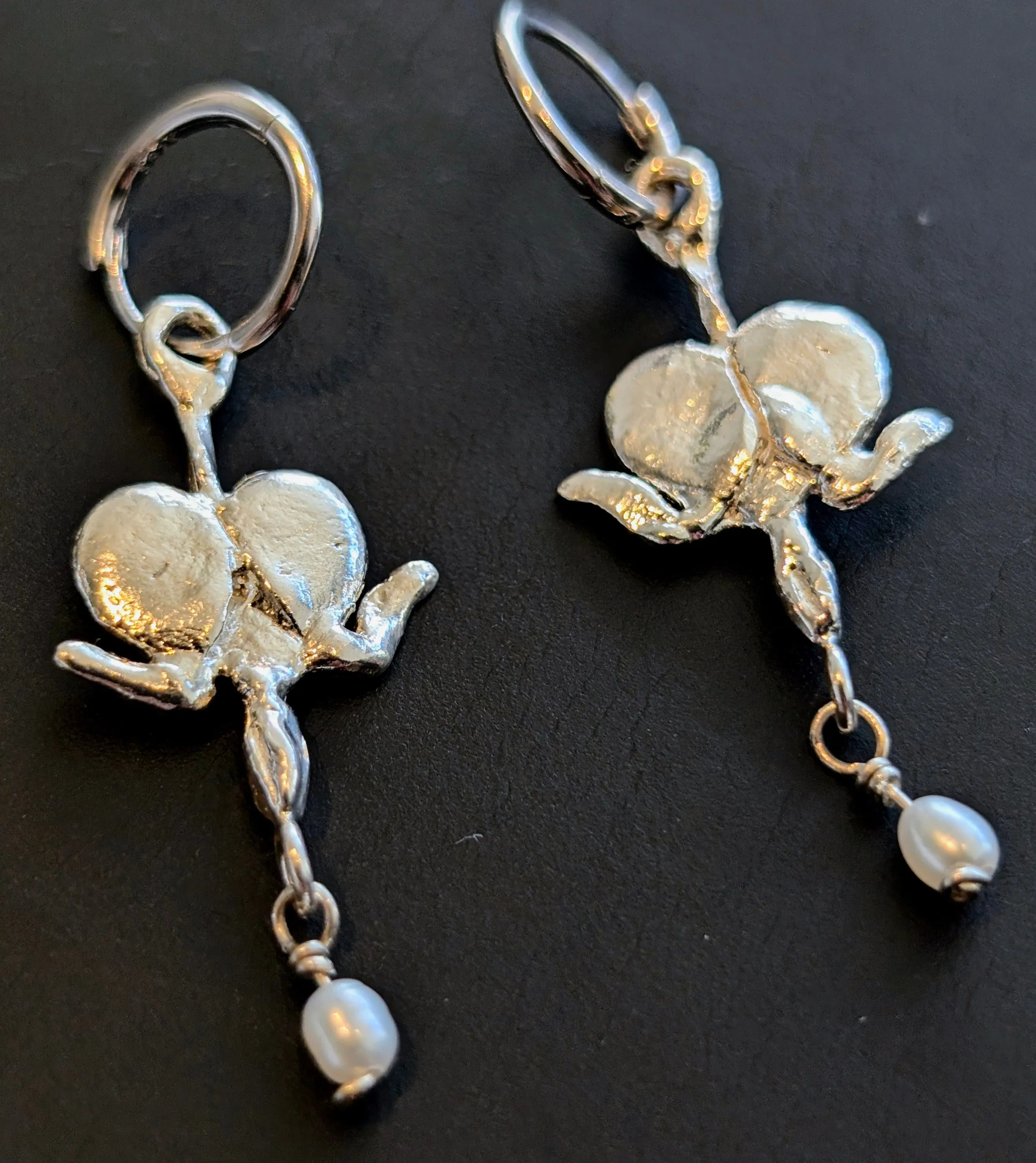 BILAK - Bleeding Heart & Drop Pearl Earrings sold by Odeyalo