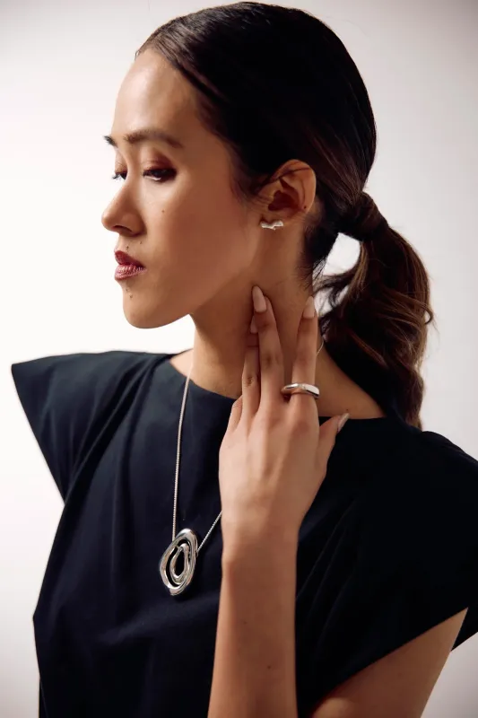 Séola atelier - Lunel stud earring sold by Odeyalo