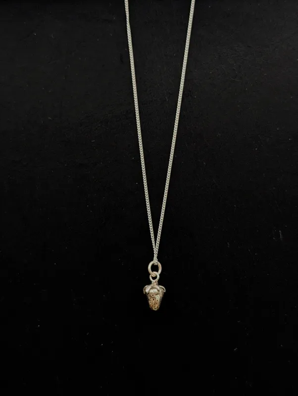 BILAK -  Strawberry Charm Necklace made by Odeyalo