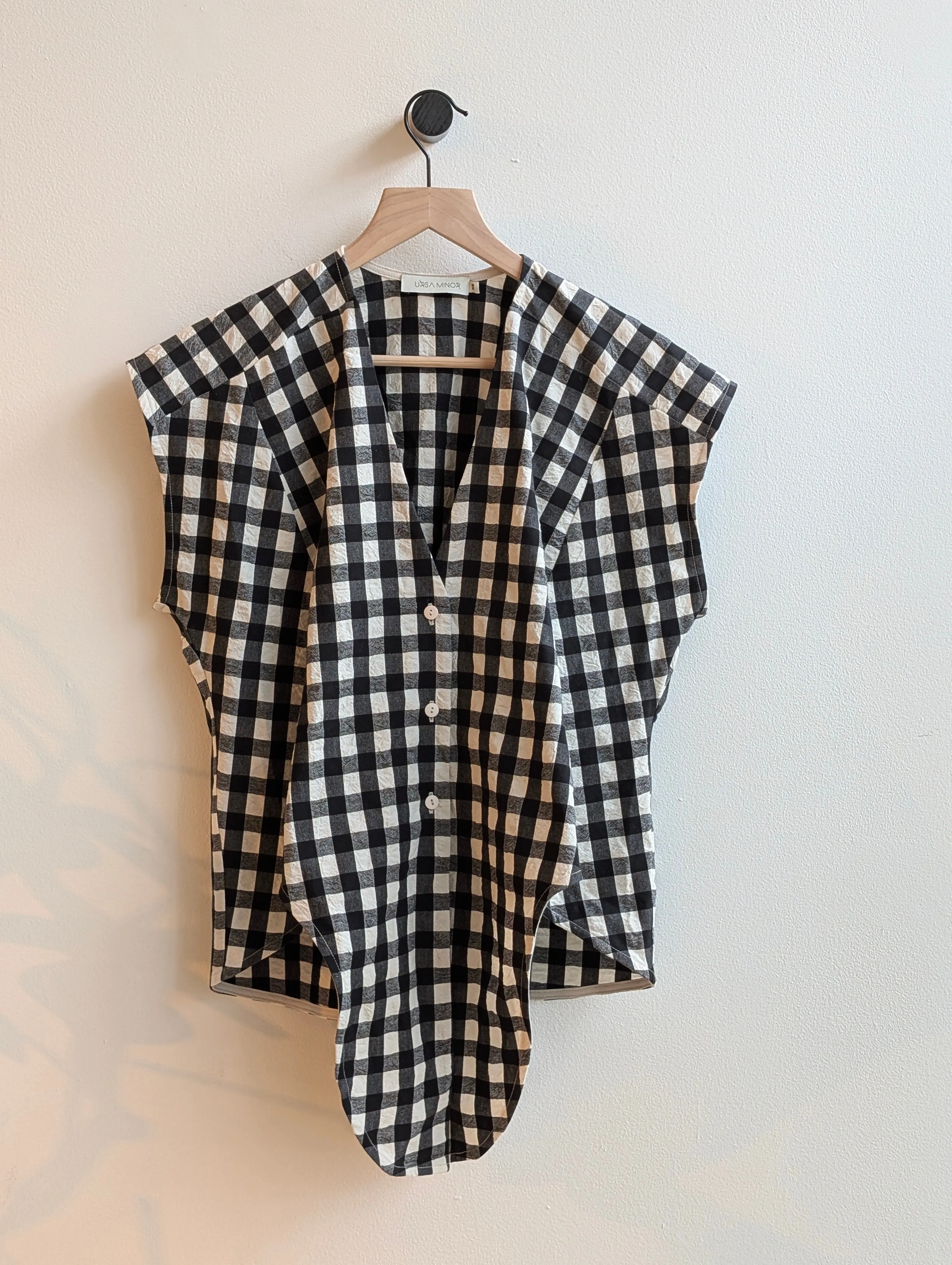 URSA MINOR - Eshe Blouse sold by Odeyalo product image thumbnail 5