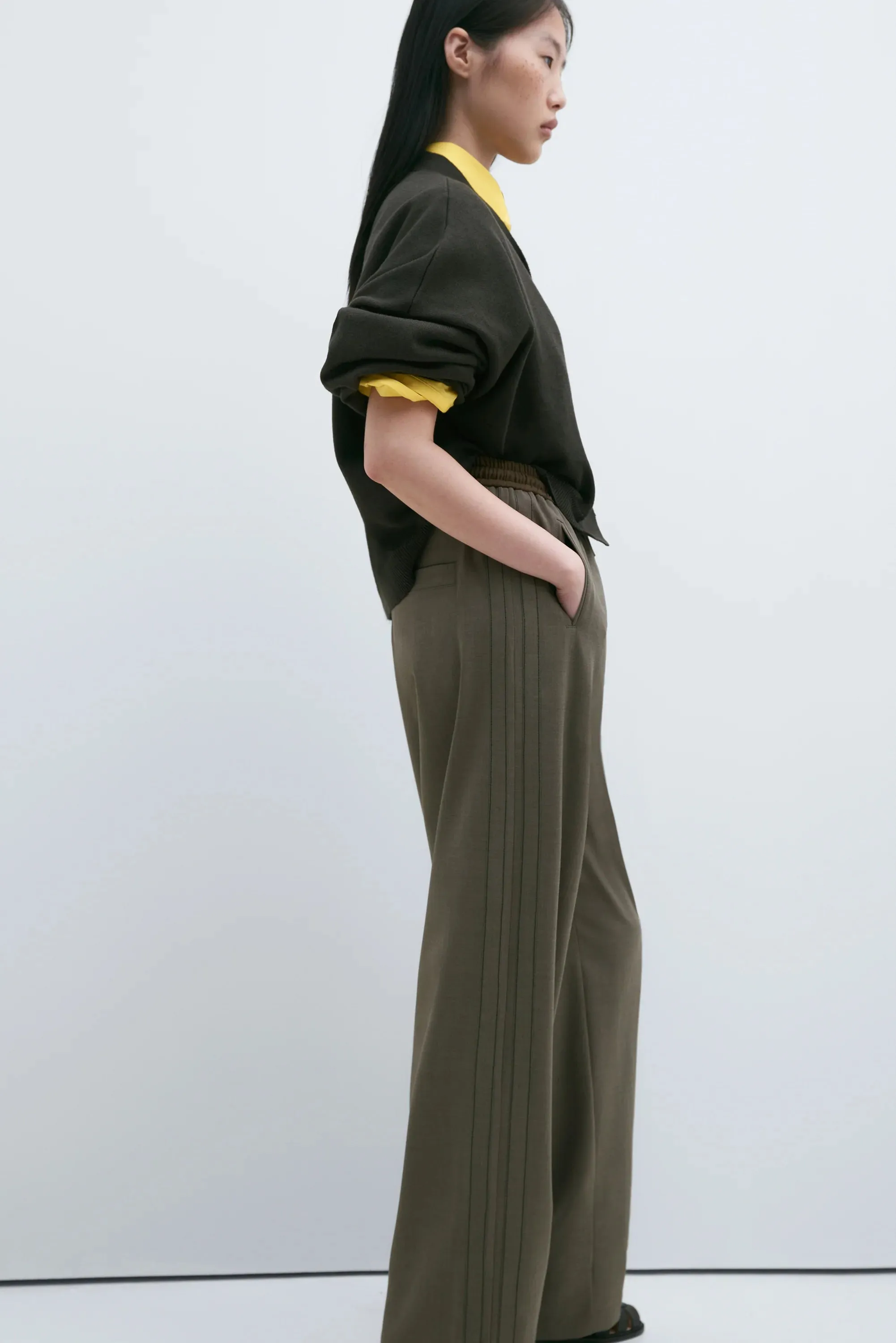 CORDERA - CARDIGAN EN COTON ET CACHEMIRE - DARK MOSS - PS25 sold by Boutique Unicorn product image thumbnail 3