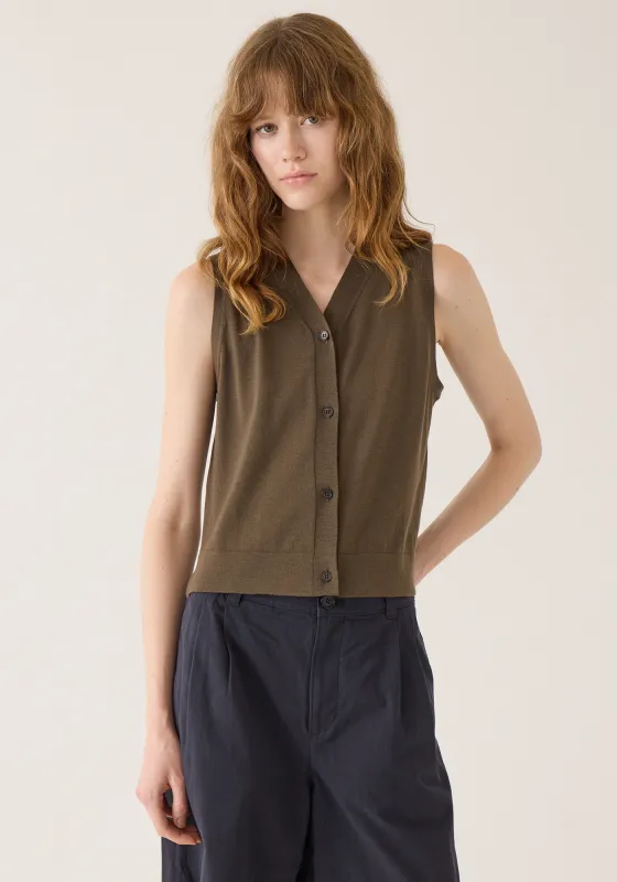 Ariya Superfine Merino Wool Vest made by DEMYLEE