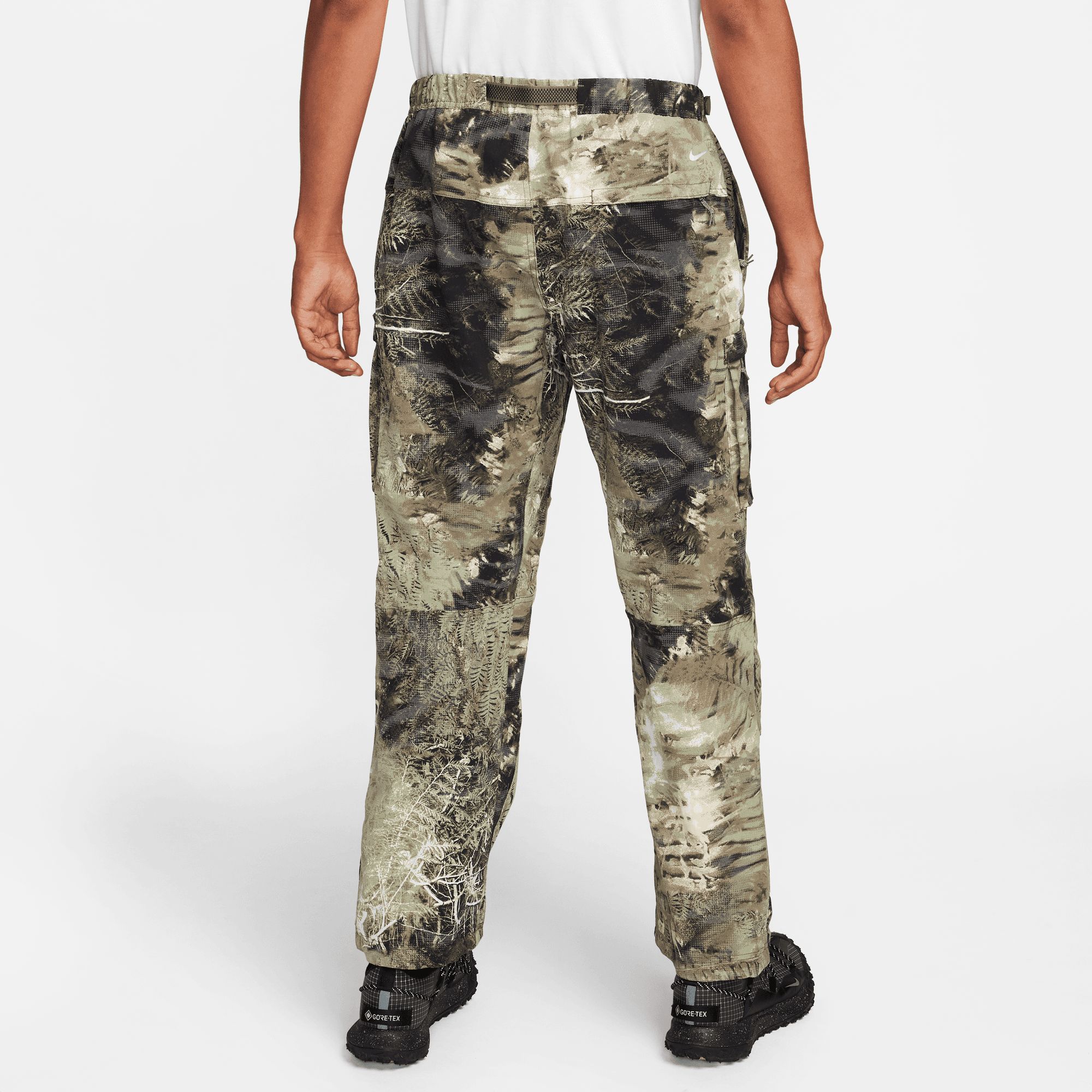 NIKE ACG PANTS "SMITH SUMMIT" sold by Lapstone & Hammer product image thumbnail 2