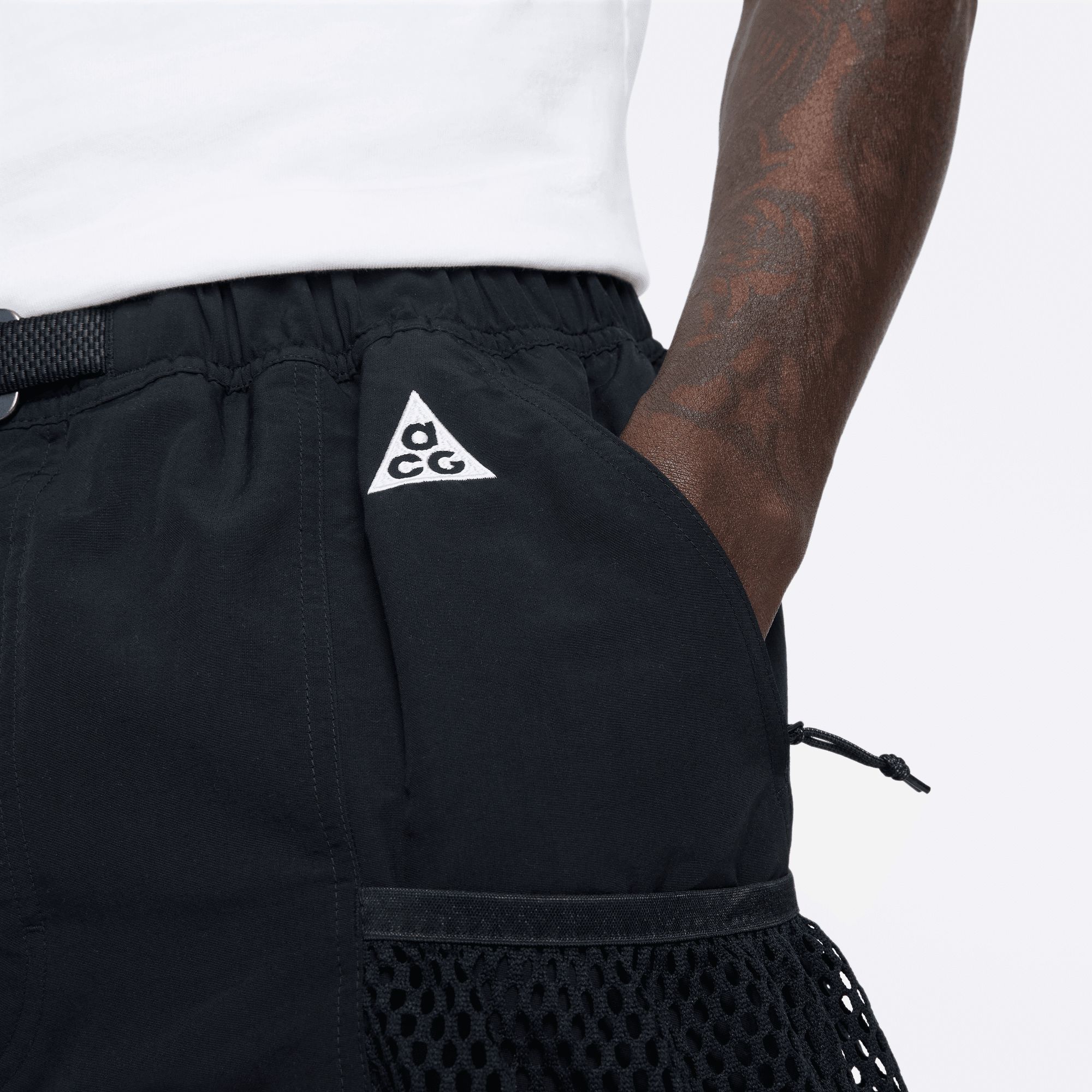 NIKE ACG CARGO 'SNOWGRASS" SHORTS - BLACK sold by Lapstone & Hammer product image thumbnail 5