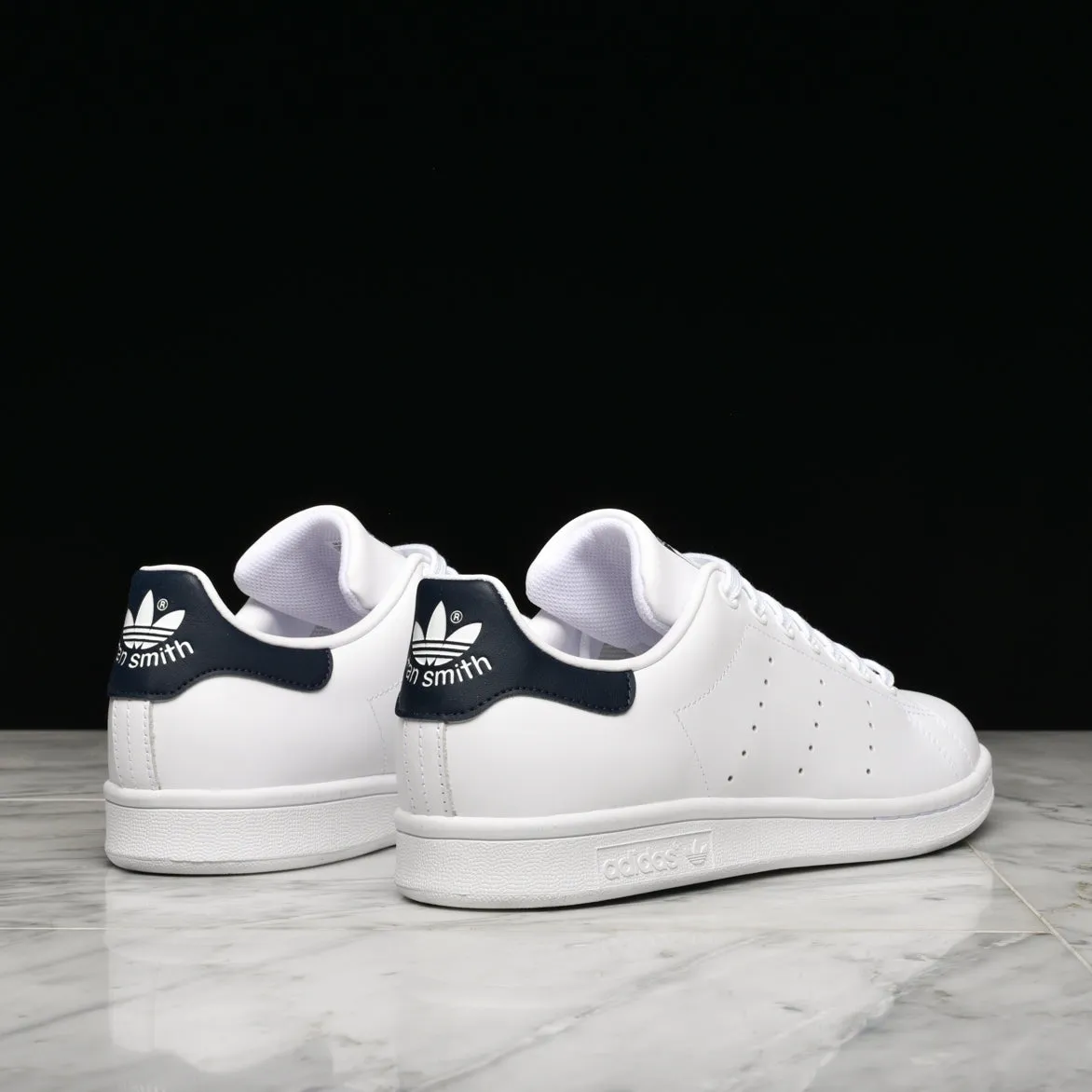 STAN SMITH - WHITE / NAVY sold by Lapstone & Hammer product image thumbnail 3