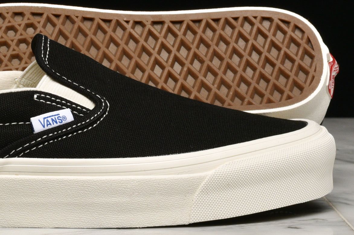 OG CLASSIC SLIP-ON LX - BLACK sold by Lapstone & Hammer product image thumbnail 4