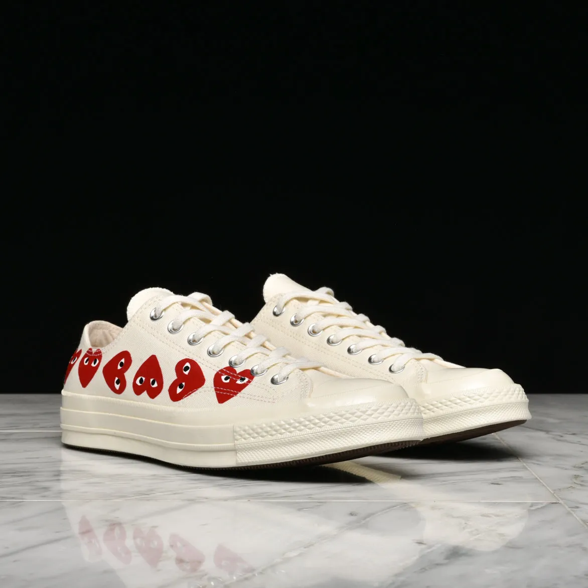 CDG PLAY X CONVERSE MULTI HEART CHUCK 70 PLAY OX - WHITE sold by Lapstone & Hammer product image thumbnail 2