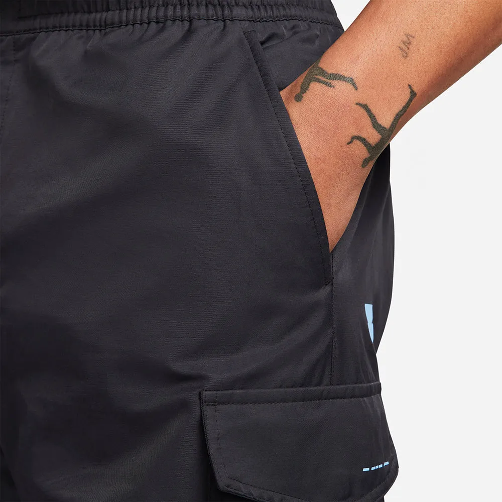 NIKE CARGO PANTS - BLACK sold by Lapstone & Hammer product image thumbnail 3