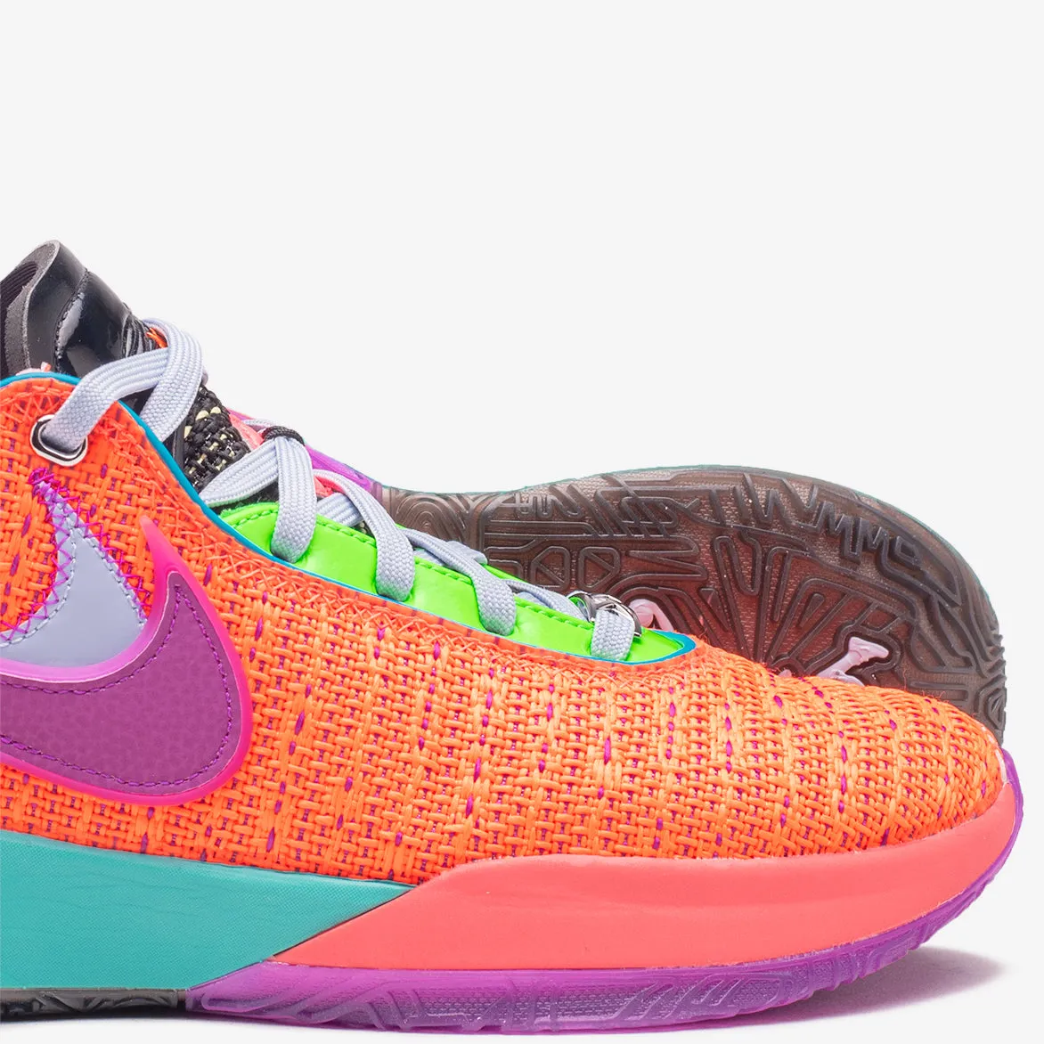 LEBRON XX "CHOSEN 1" sold by Lapstone & Hammer product image thumbnail 4