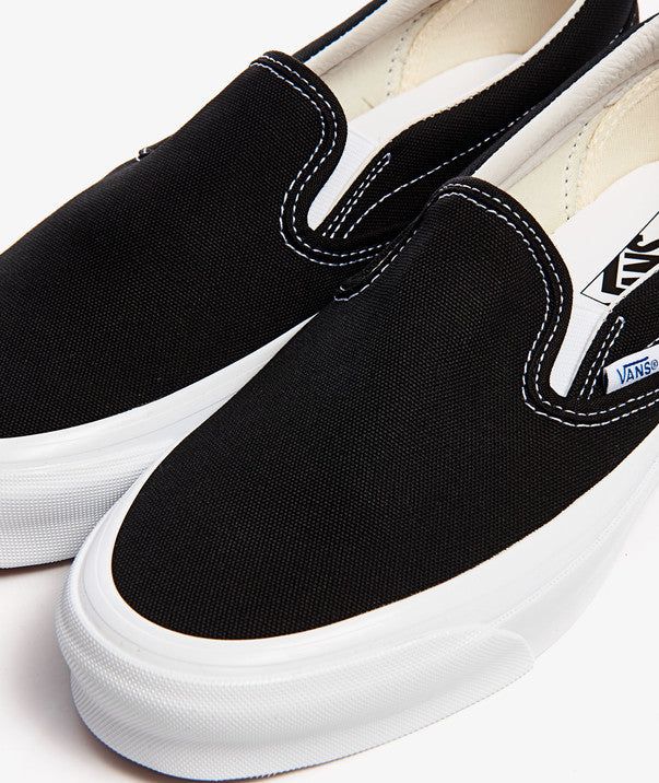 VANS VAULT OG CLASSIC SLIP-ON - BLACK / TRUE WHITE sold by Lapstone & Hammer product image thumbnail 3