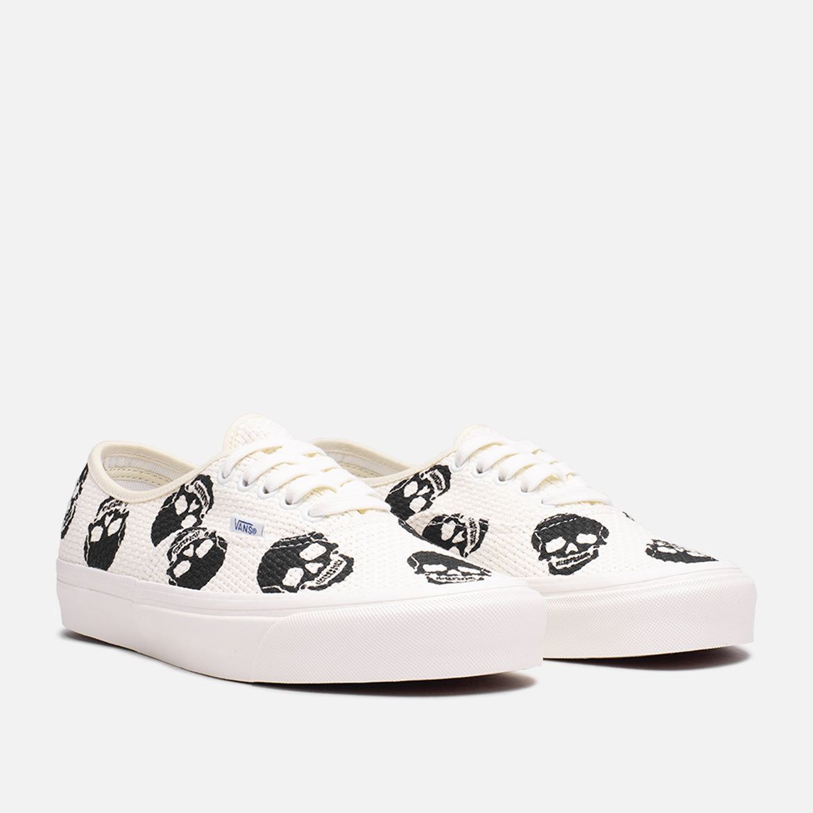 ANAHEIM FACTORY AUTHENTIC 44 DX "NEEDLEPOINT" - SKULLS sold by Lapstone & Hammer product image thumbnail 2