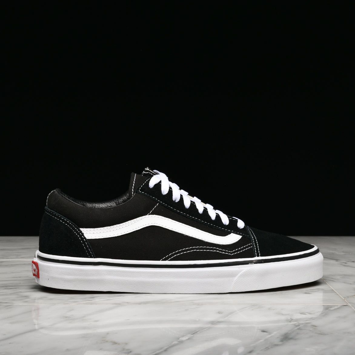OLD SKOOL - BLACK sold by Lapstone & Hammer