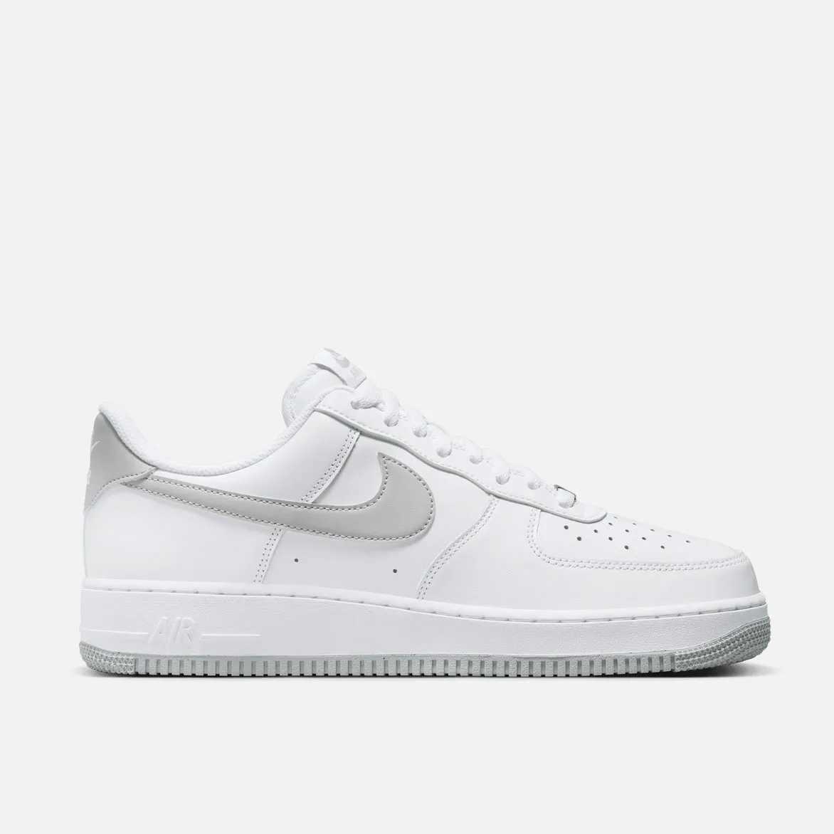 AIR FORCE 1 `07 - LIGHT SMOKE GREY sold by Lapstone & Hammer