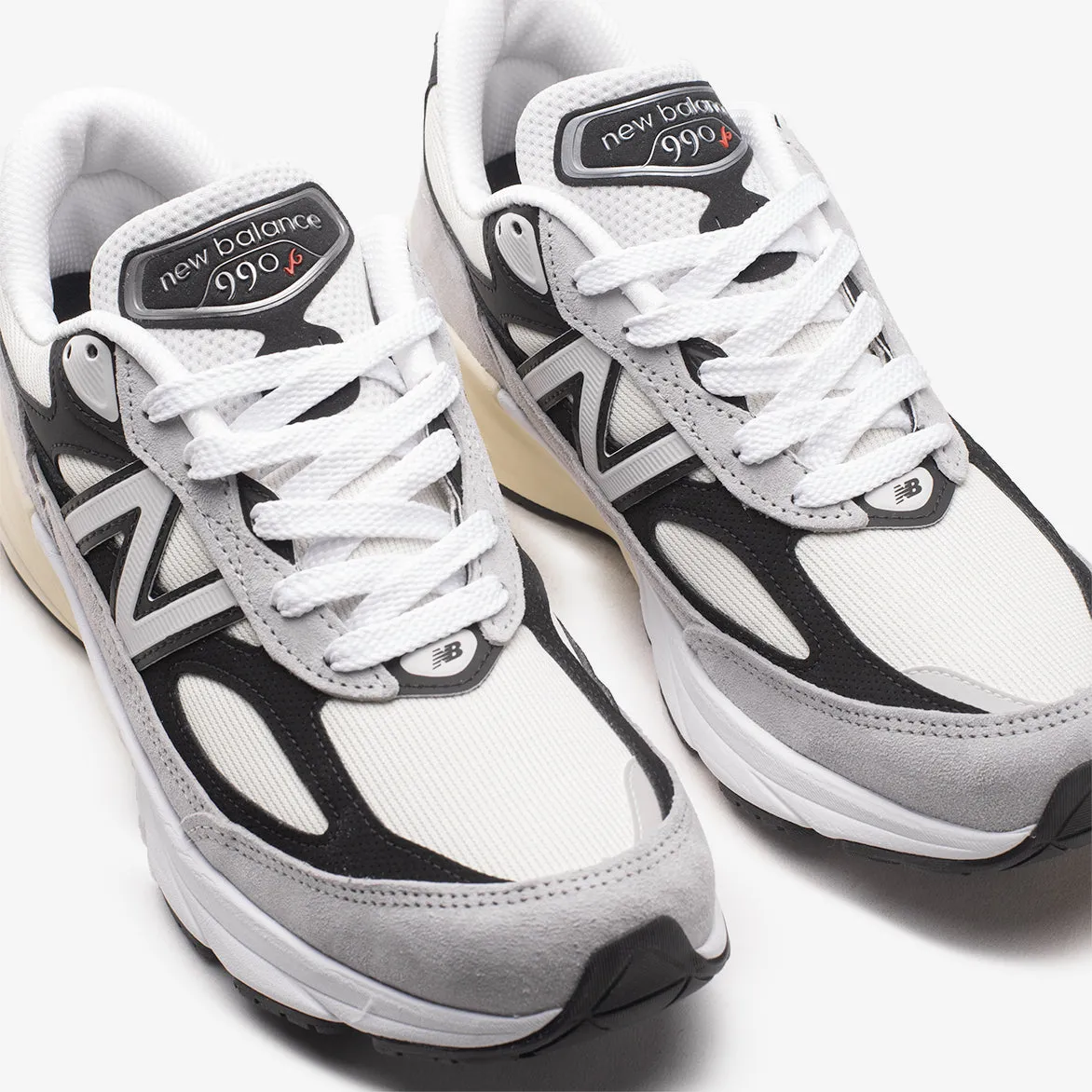 MADE IN USA 990V6 "GREY / BLACK" sold by Lapstone & Hammer product image thumbnail 5